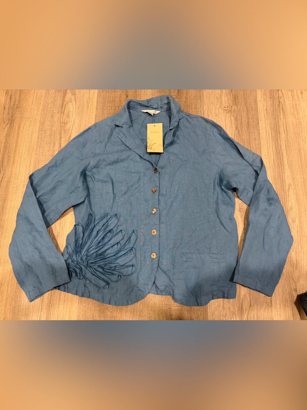 Kleen 100% linen long sleeve button up shirt medium women’s